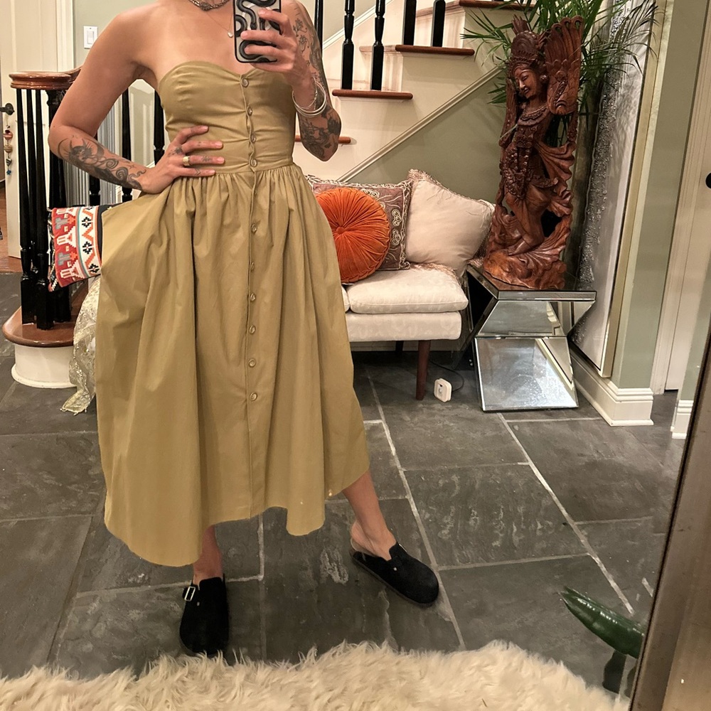 Strapless dress